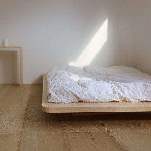 floating bed frame